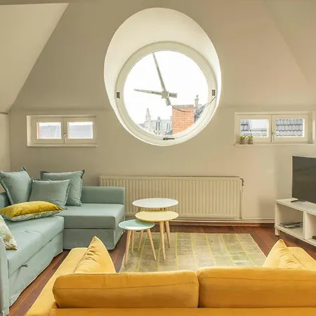 Beautiful Center In Near Medieval Castle Apartment *